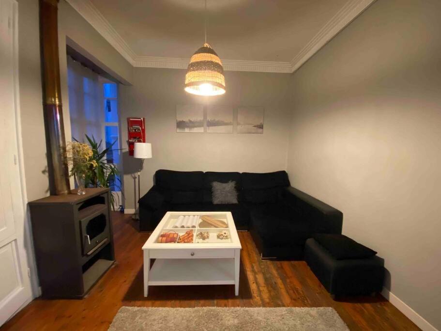 O Cerrulo Apartamento Centrico Pontedeume Eksteriør billede